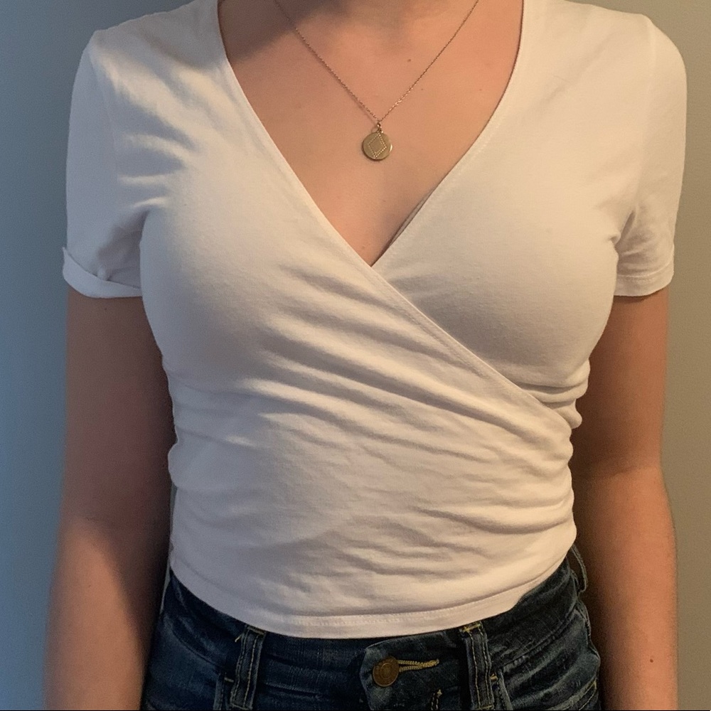 Brandy Melville crossover T-shirt